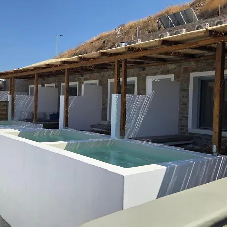 Viewport Kythnos με ιδιωτικα πισινακια-τζακουζι